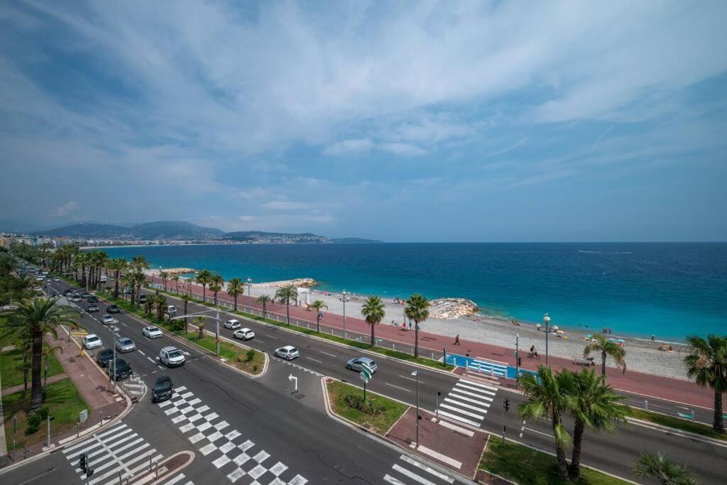 ニースLe Balcon De La Baie Des Angesアパートメント エクステリア 写真